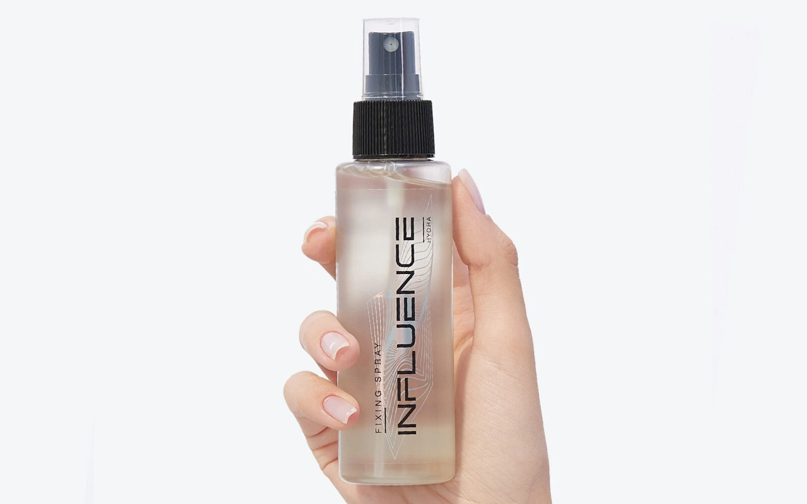 Spray de fixare și hidratare Influence Beauty Hydra Fixing Spray pentru revitalizarea tenului, uniformizarea machiajului și un finisaj proaspăt luminos. 